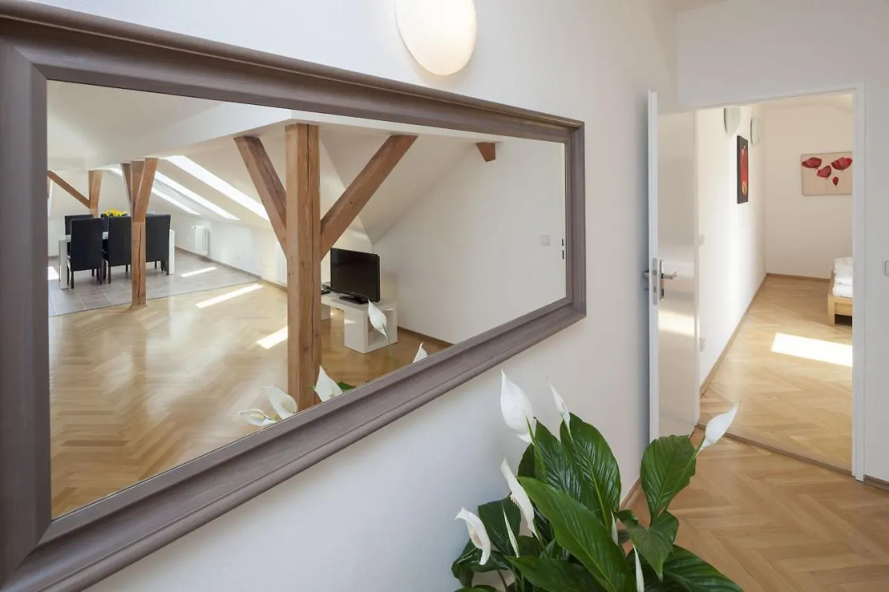 Capital Apartments - Wenceslas Square Prague Aparthotel