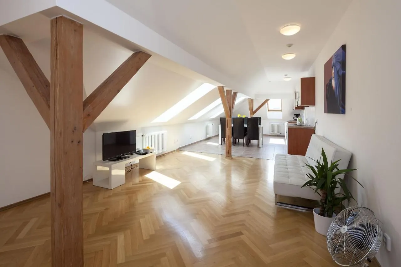 Capital Apartments - Wenceslas Square Prag