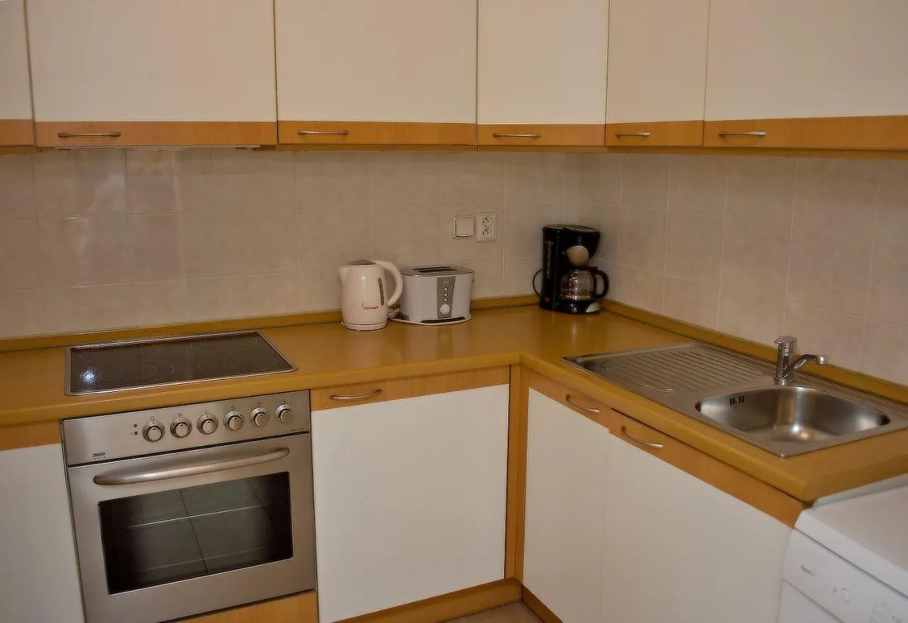 Capital Apartments - Wenceslas Square Prag Aparthotel